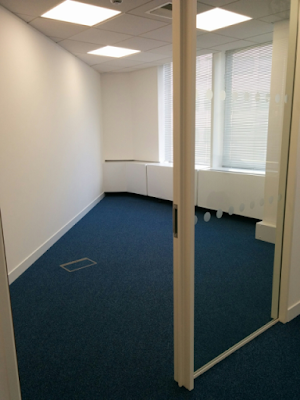 92bcorner2boffice2bempty-8201836